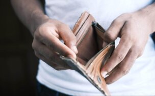 自己破産のやり方3選！流れや必要な費用・書類を分かりやすく解説